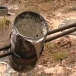 What happens when you pour molten aluminum into an anthill?